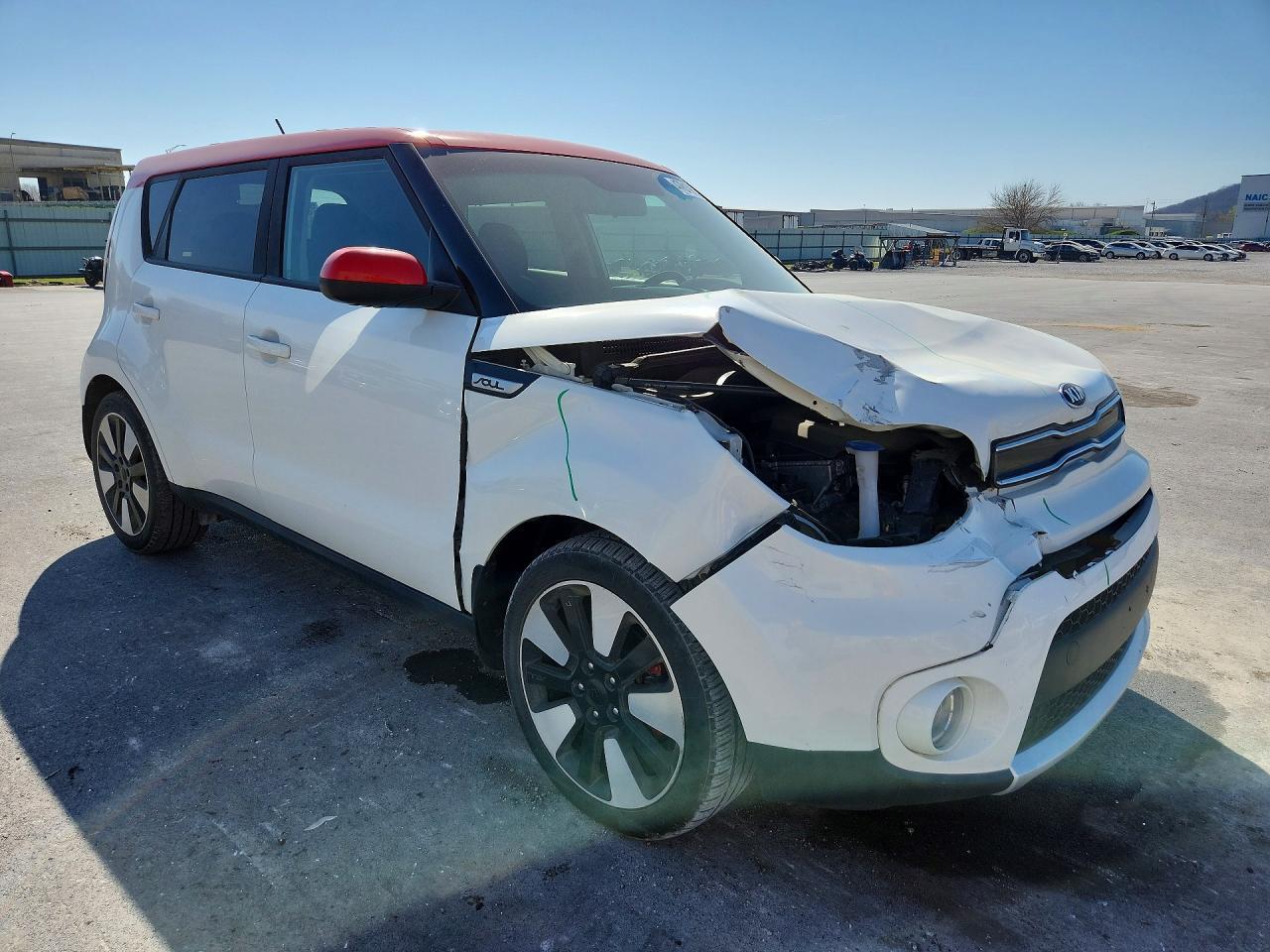 2017 Kia Soul + - Фото 4