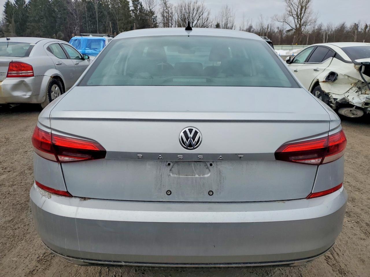 2020 Volkswagen Passat Se - Image 6