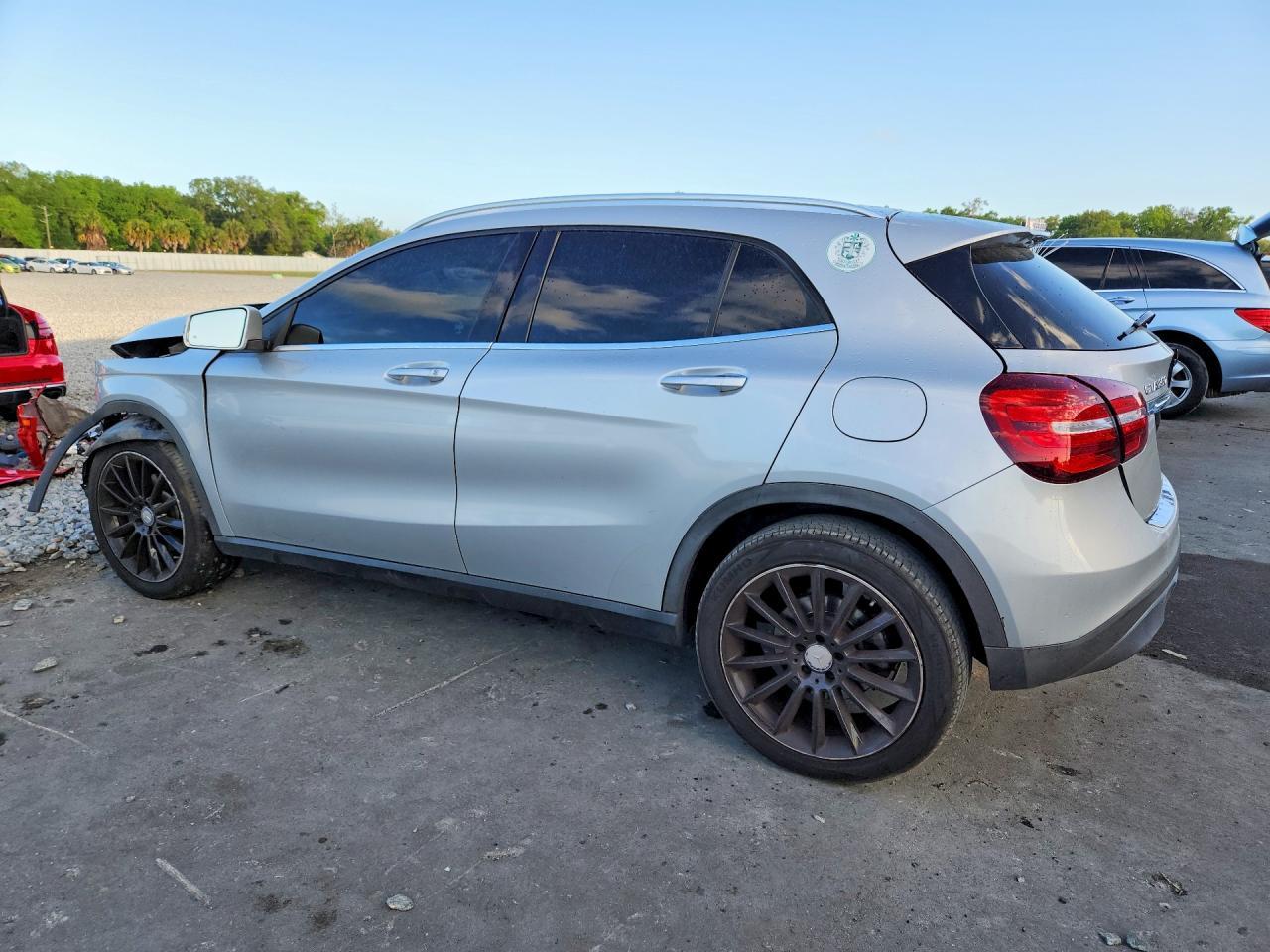 2018 Mercedes Benz Gla 250 - Image 2