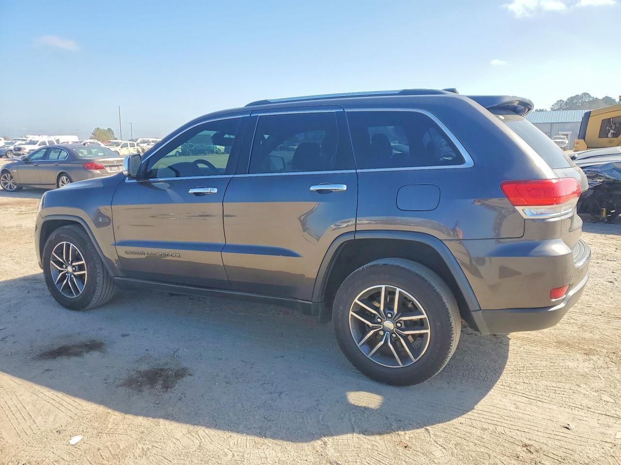 2018 Jeep Grand Cherokee Limited - Image 2