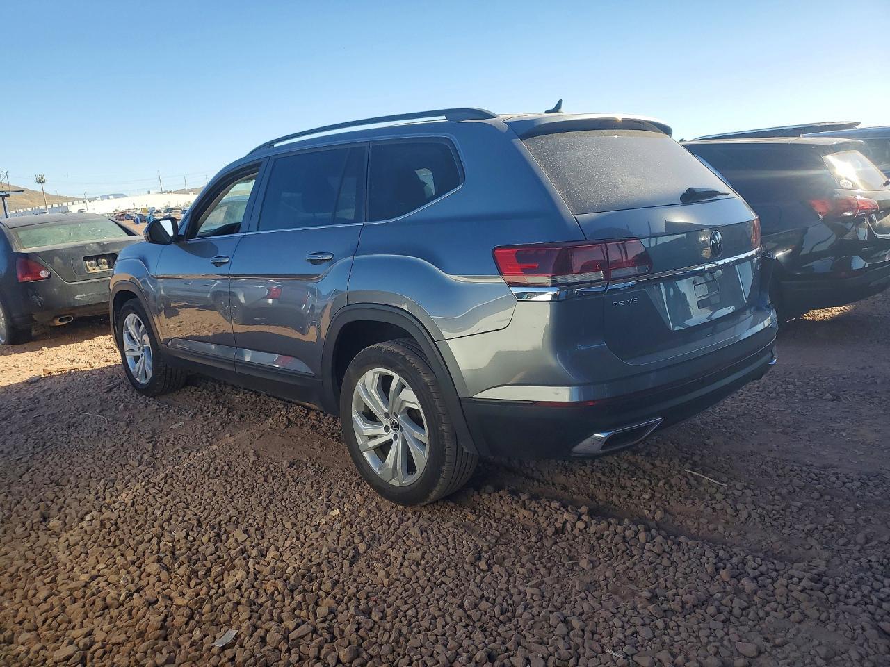 2021 Volkswagen Atlas Se - Image 2