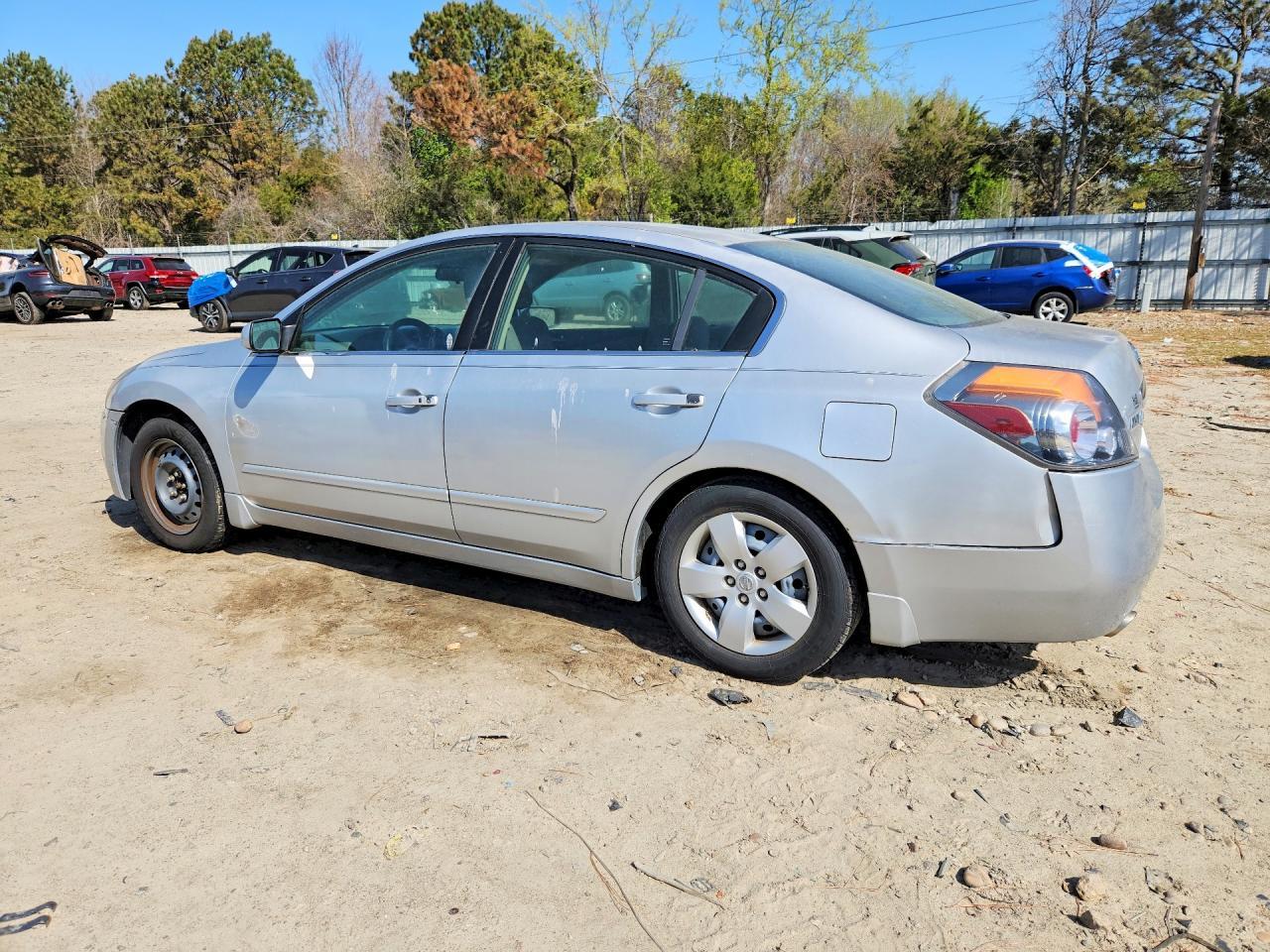 2008 Nissan Altima - Image 2