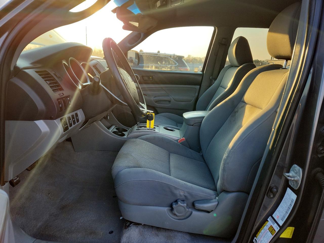 2011 Toyota Tacoma V6 - Фото 7