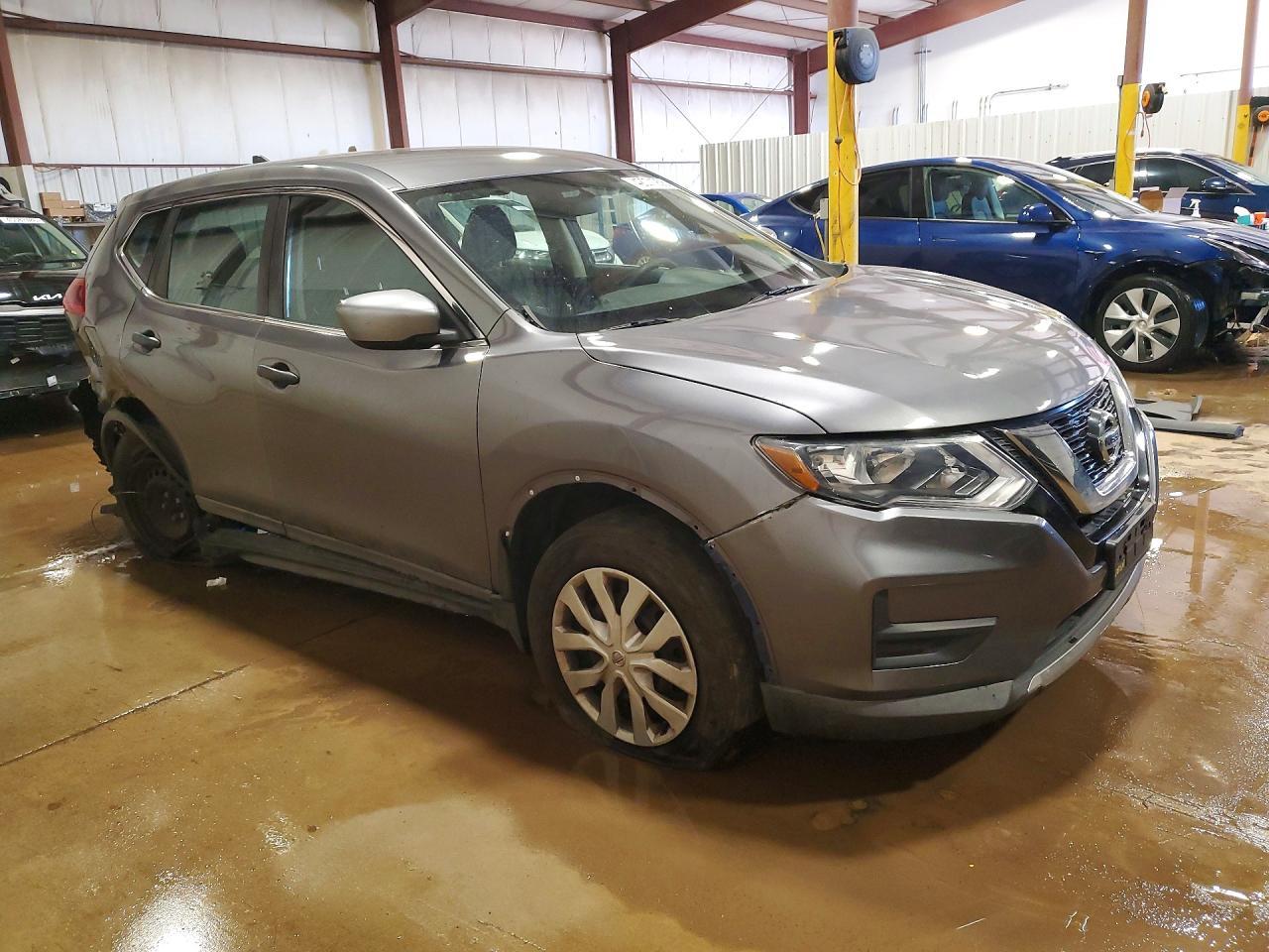 2018 Nissan Rogue S - Image 4