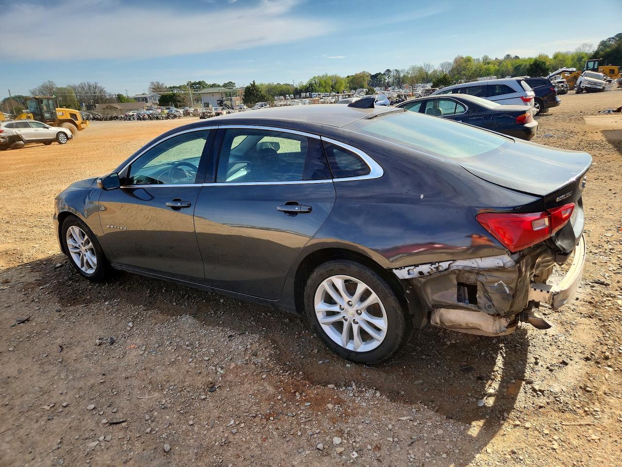 2018 Chevrolet Malibu Lt - Image 2
