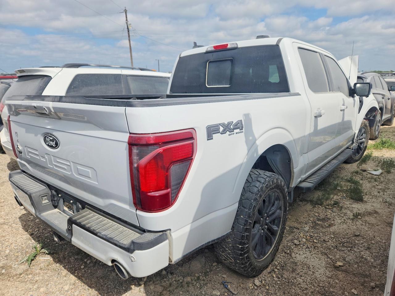 2024 Ford F150 Xlt - Фото 3