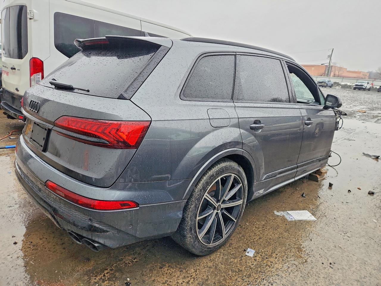 2022 Audi Sq7 Premium Plus - Фото 3