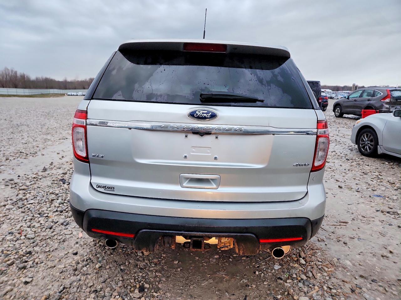 2011 Ford Explorer Xlt - Image 6