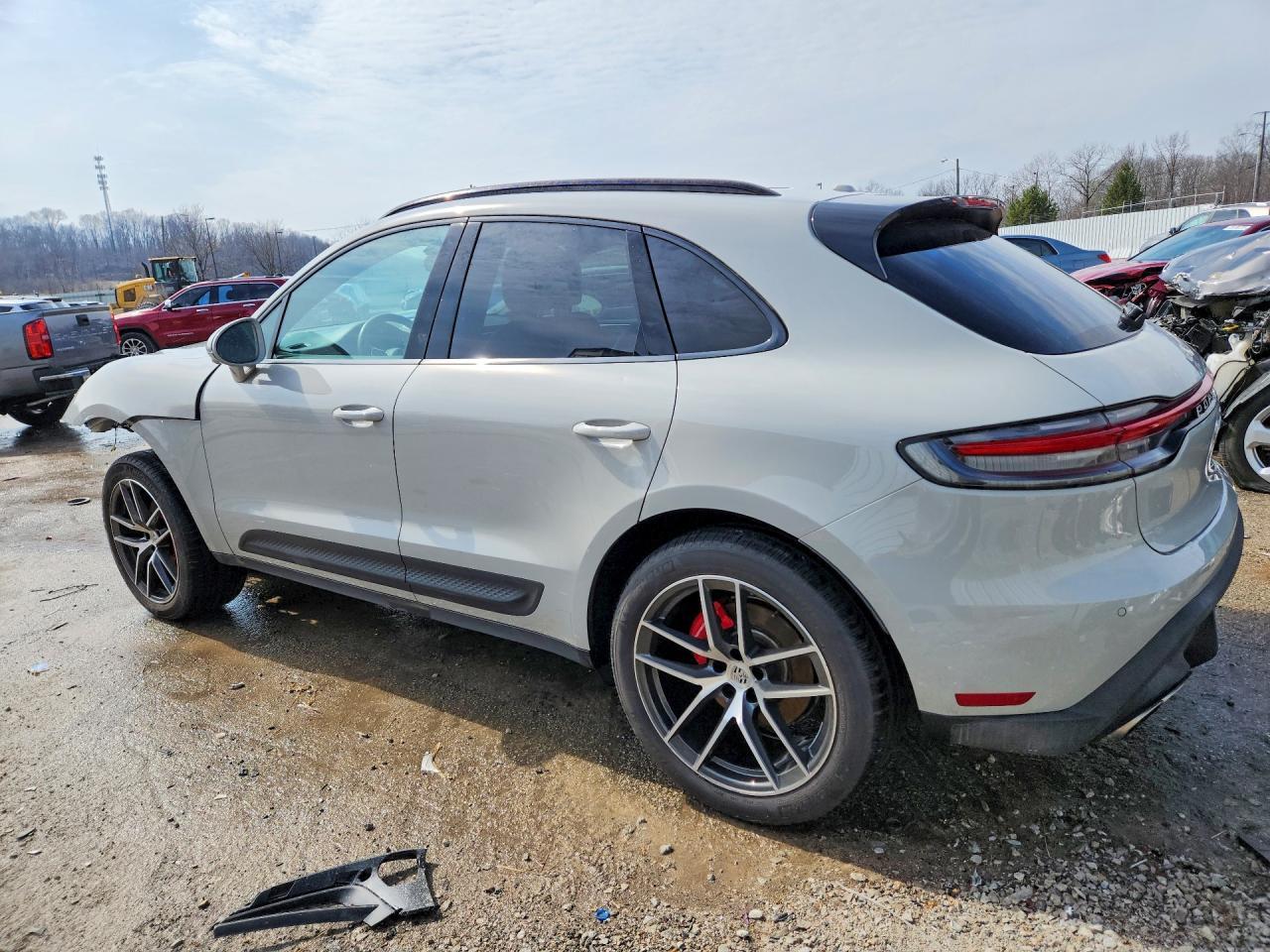 2024 Porsche Macan S - Фото 2