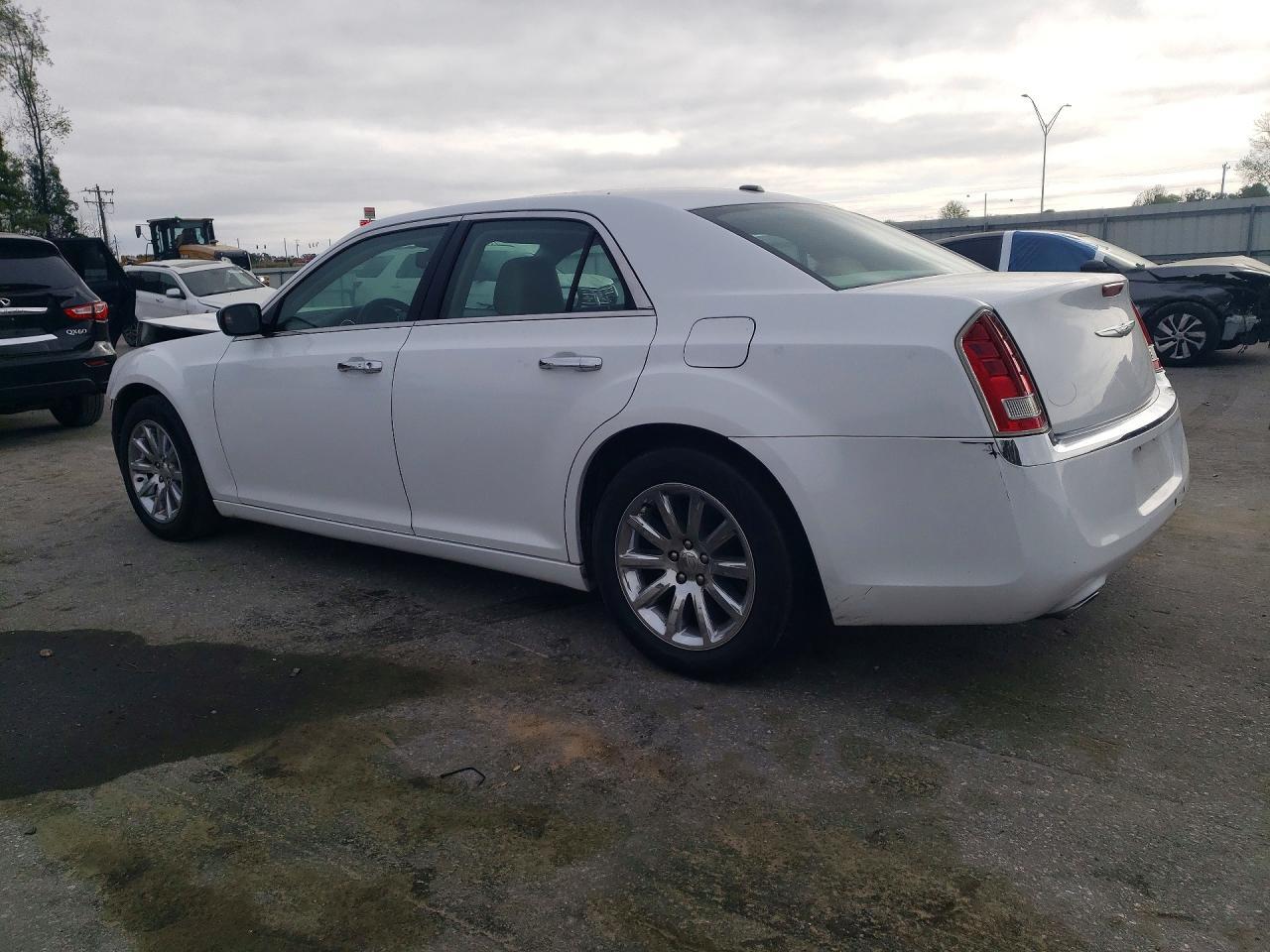 2012 Chrysler 300 Limited - Image 2
