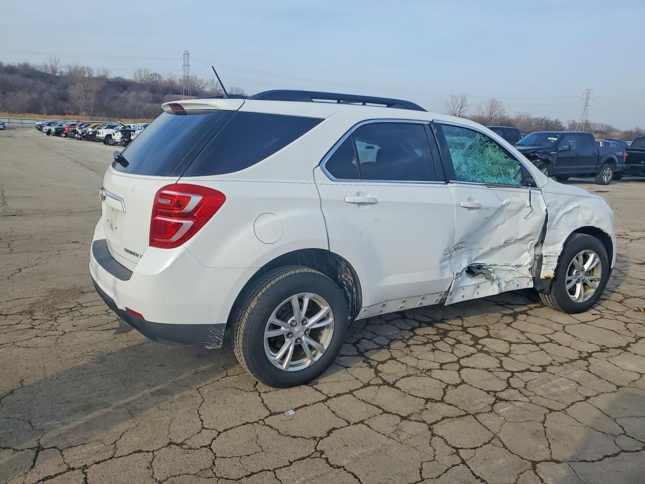 2016 Chevrolet Equinox Lt - Image 3