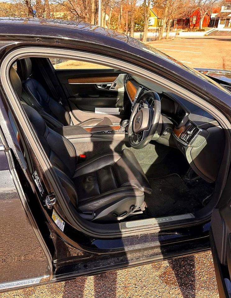2017 Volvo S90 T6 Inscription - Image 5
