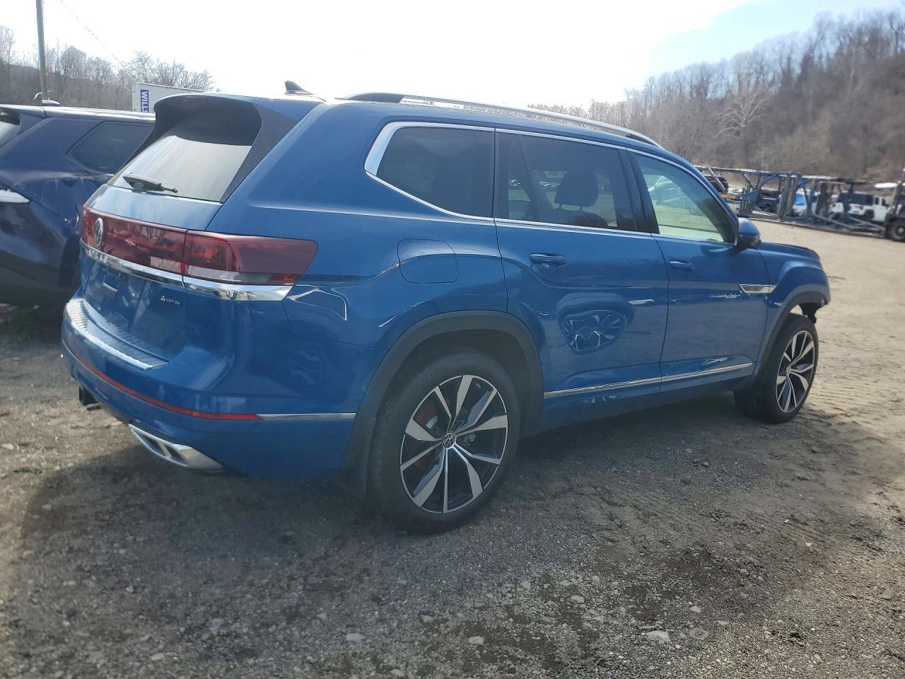 2025 Volkswagen Atlas Sel Premium R-Line - Фото 3