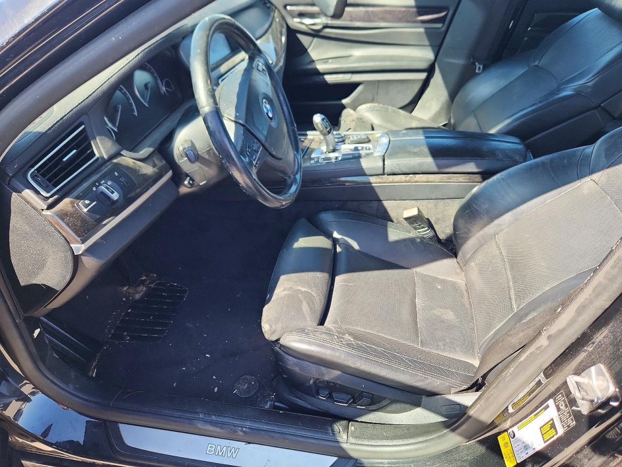 2011 BMW 750 Li - Image 7