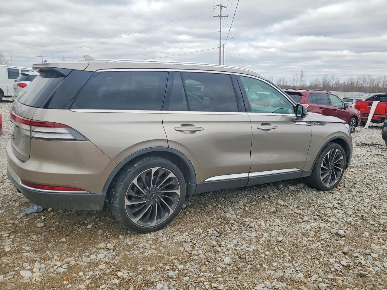 2020 Lincoln Aviator Reserve - Image 3