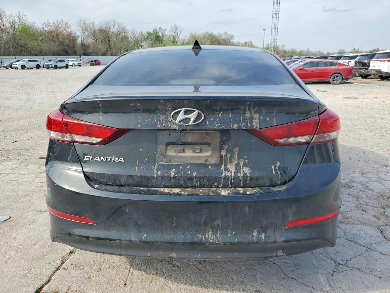 2017 Hyundai Elantra - Image 6