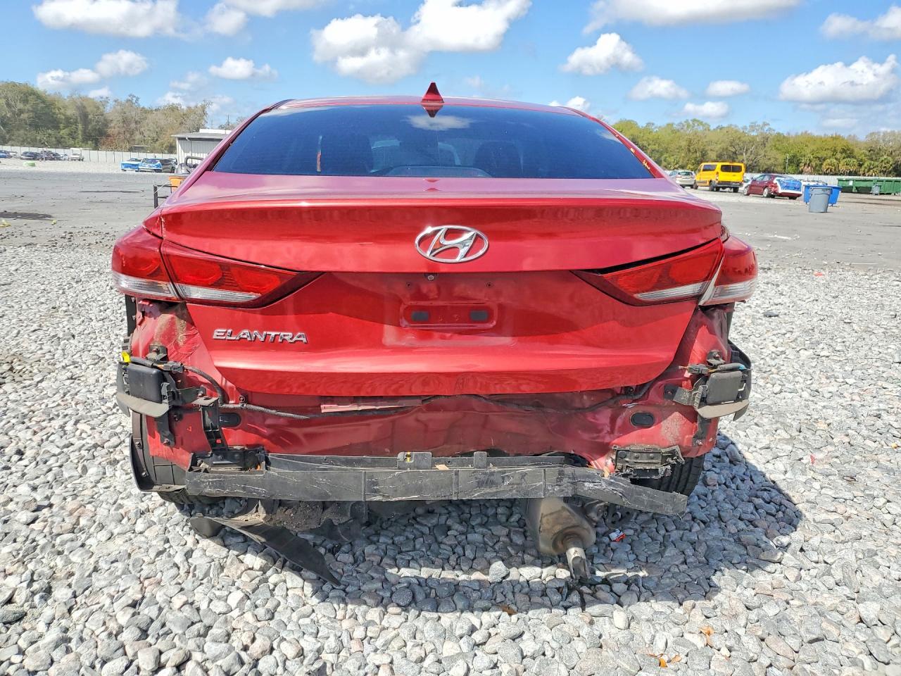 2018 Hyundai Elantra Sel - Фото 6