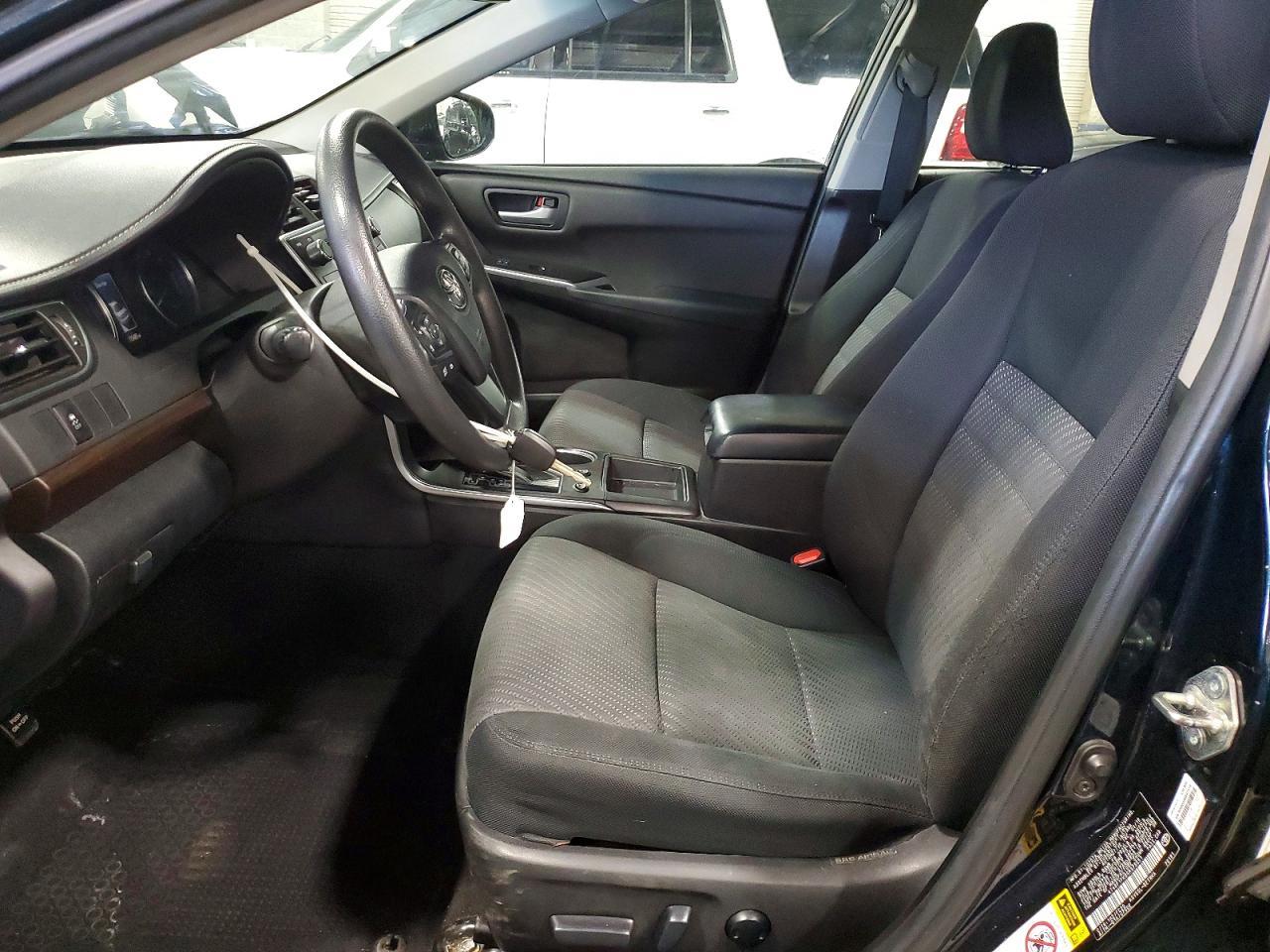 2016 Toyota Camry Le - Фото 7