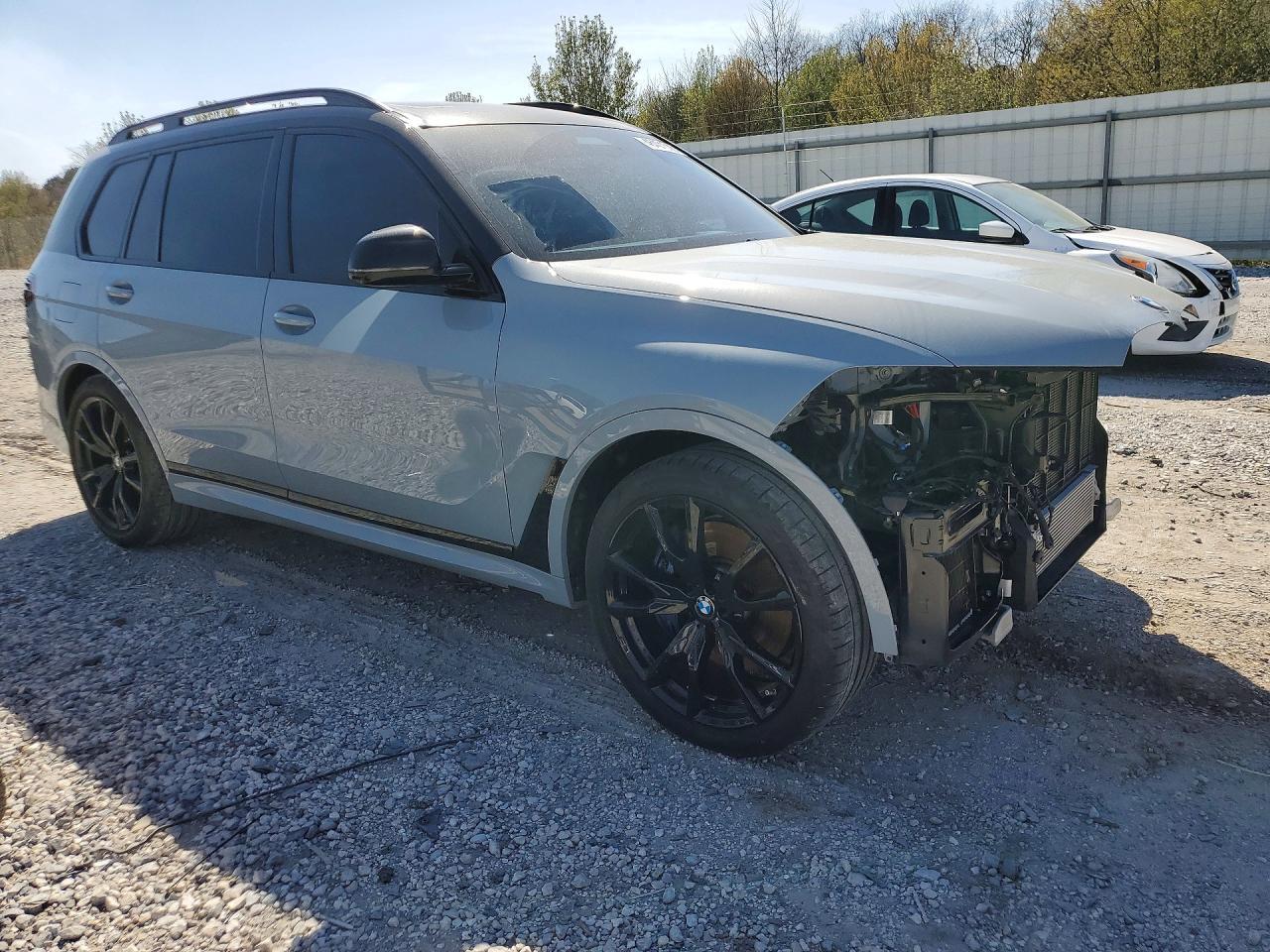 2025 BMW X7 xDrive40I - Фото 4