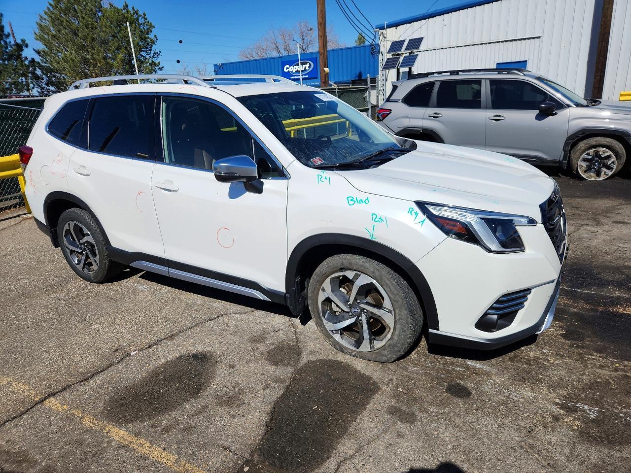 2023 Subaru Forester Touring - Фото 4