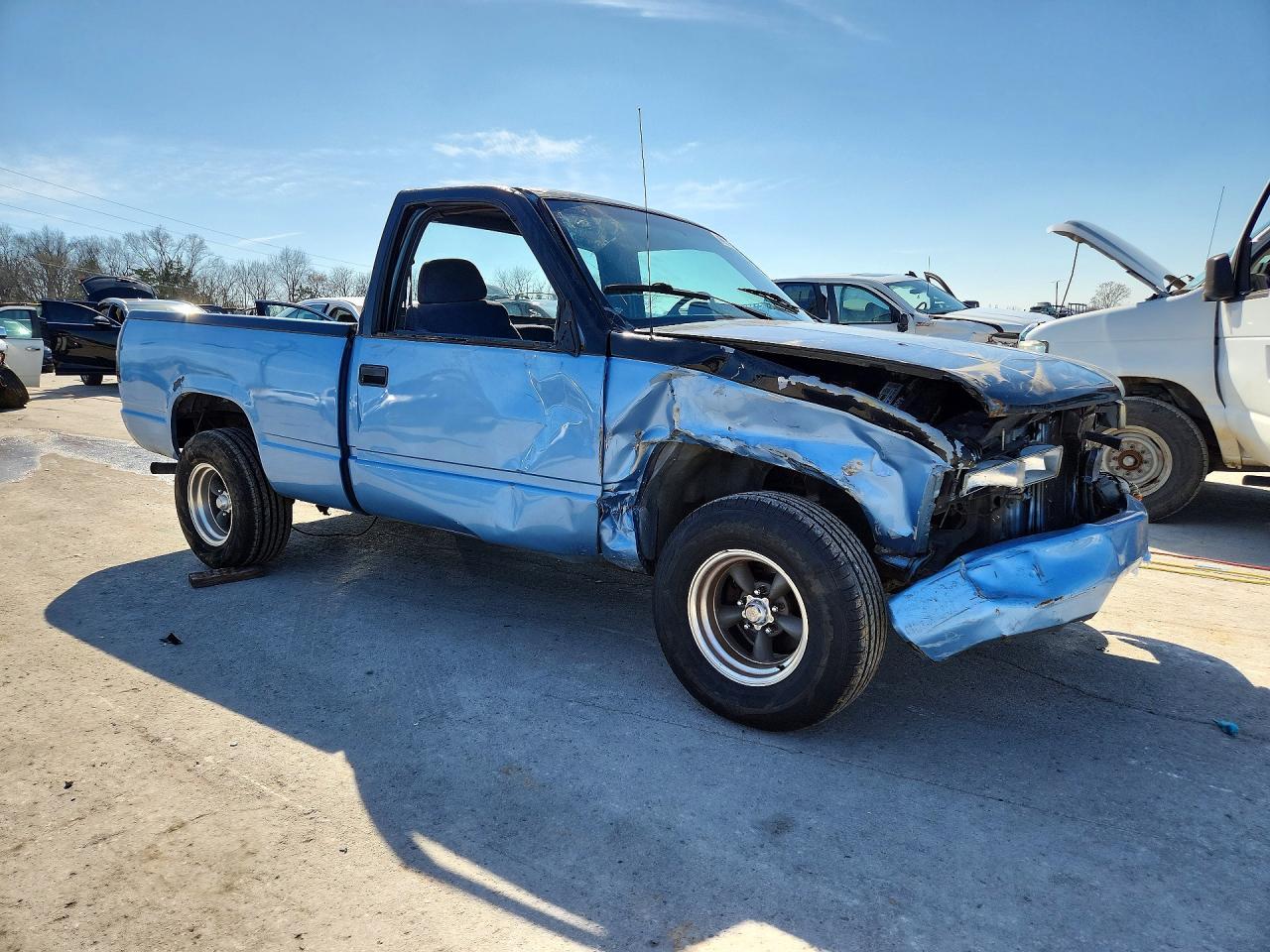 1988 Chevrolet Gmt-400 C1500 - Image 4