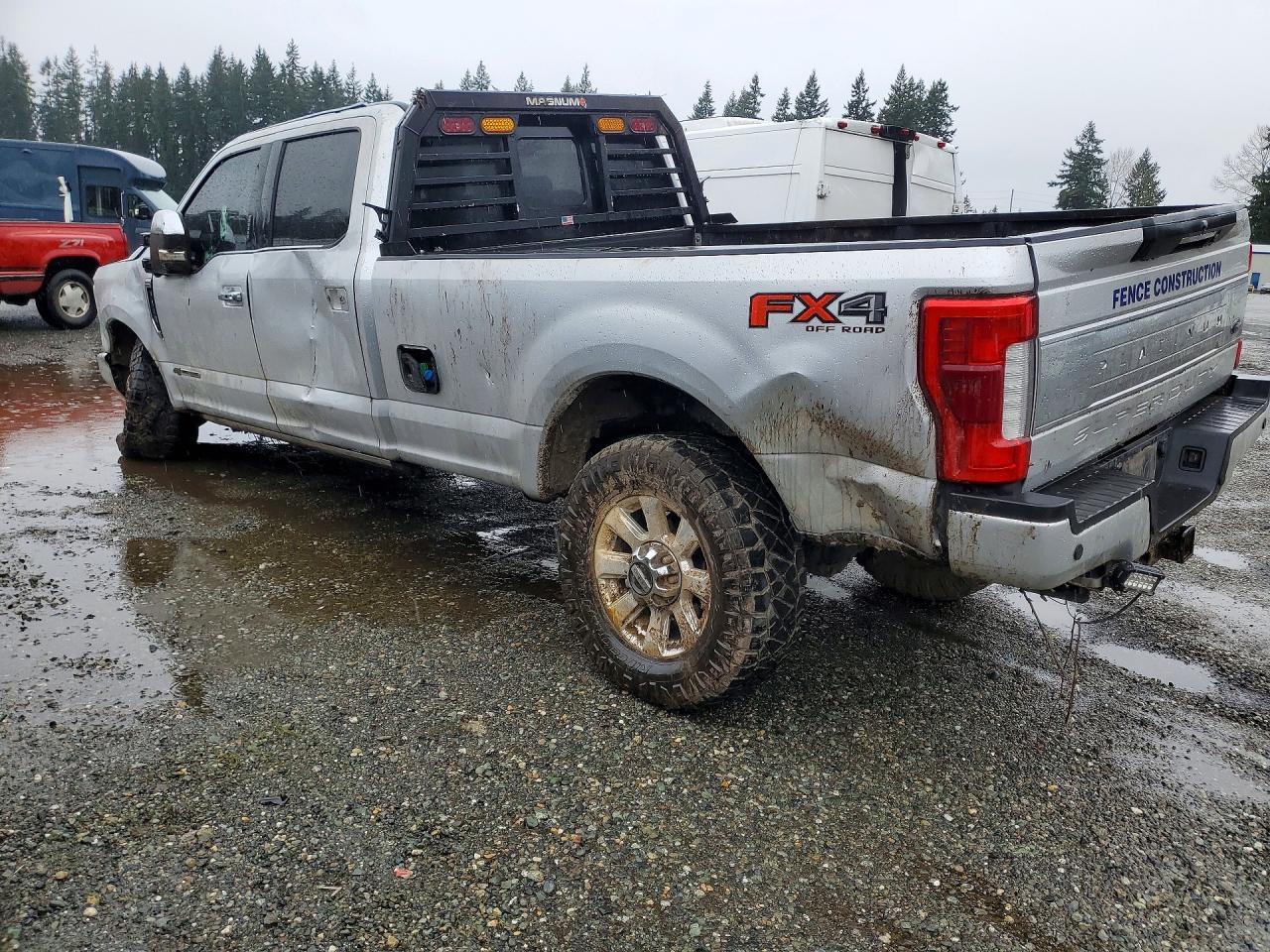 2019 Ford F350 Super Duty - Фото 2