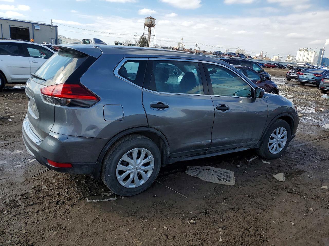 2017 Nissan Rogue S - Фото 3