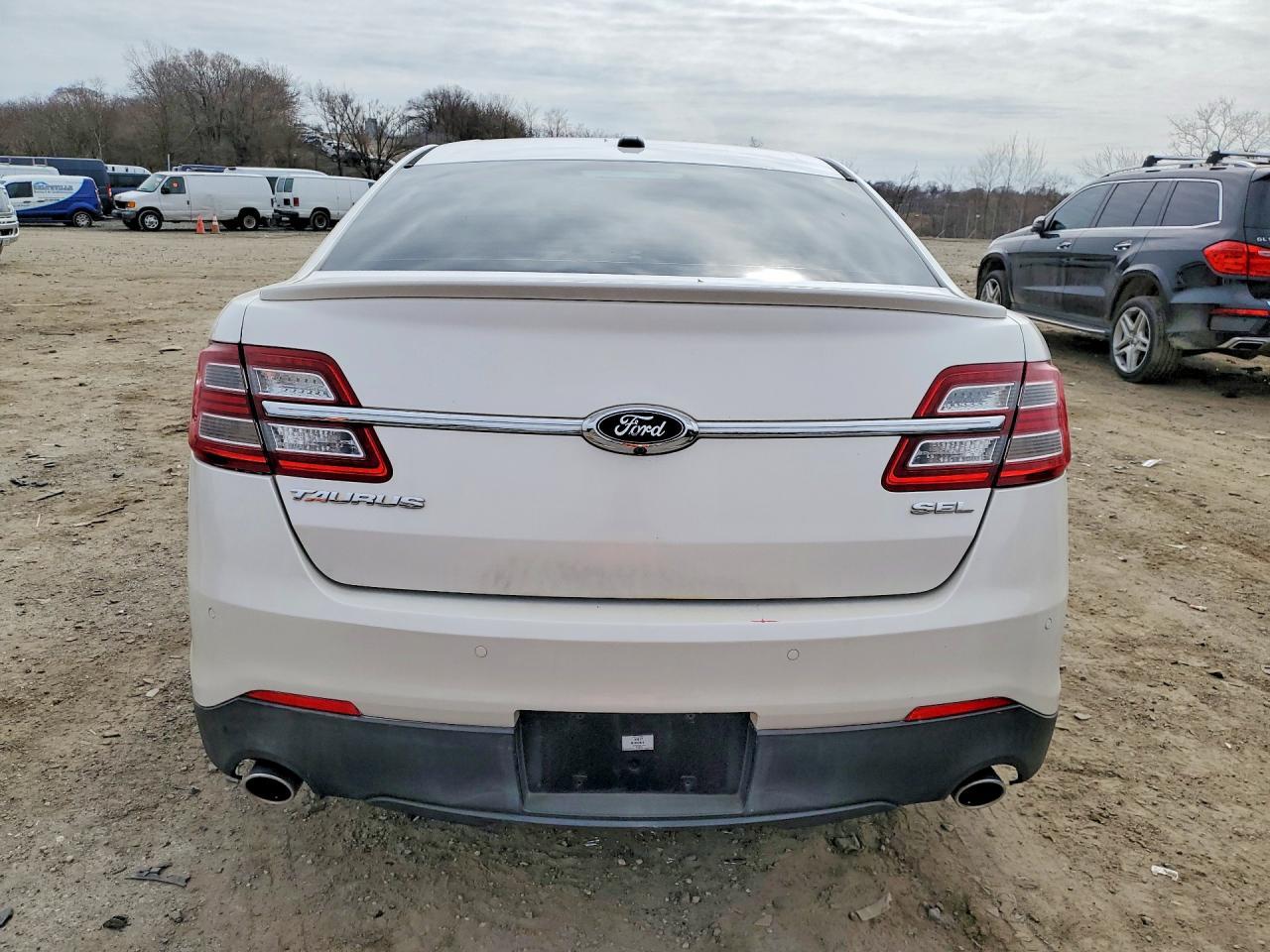 2014 Ford Taurus Sel - Фото 6