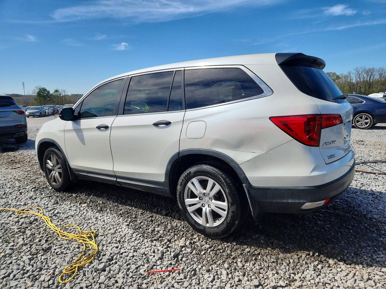 2016 Honda Pilot Lx - Фото 2