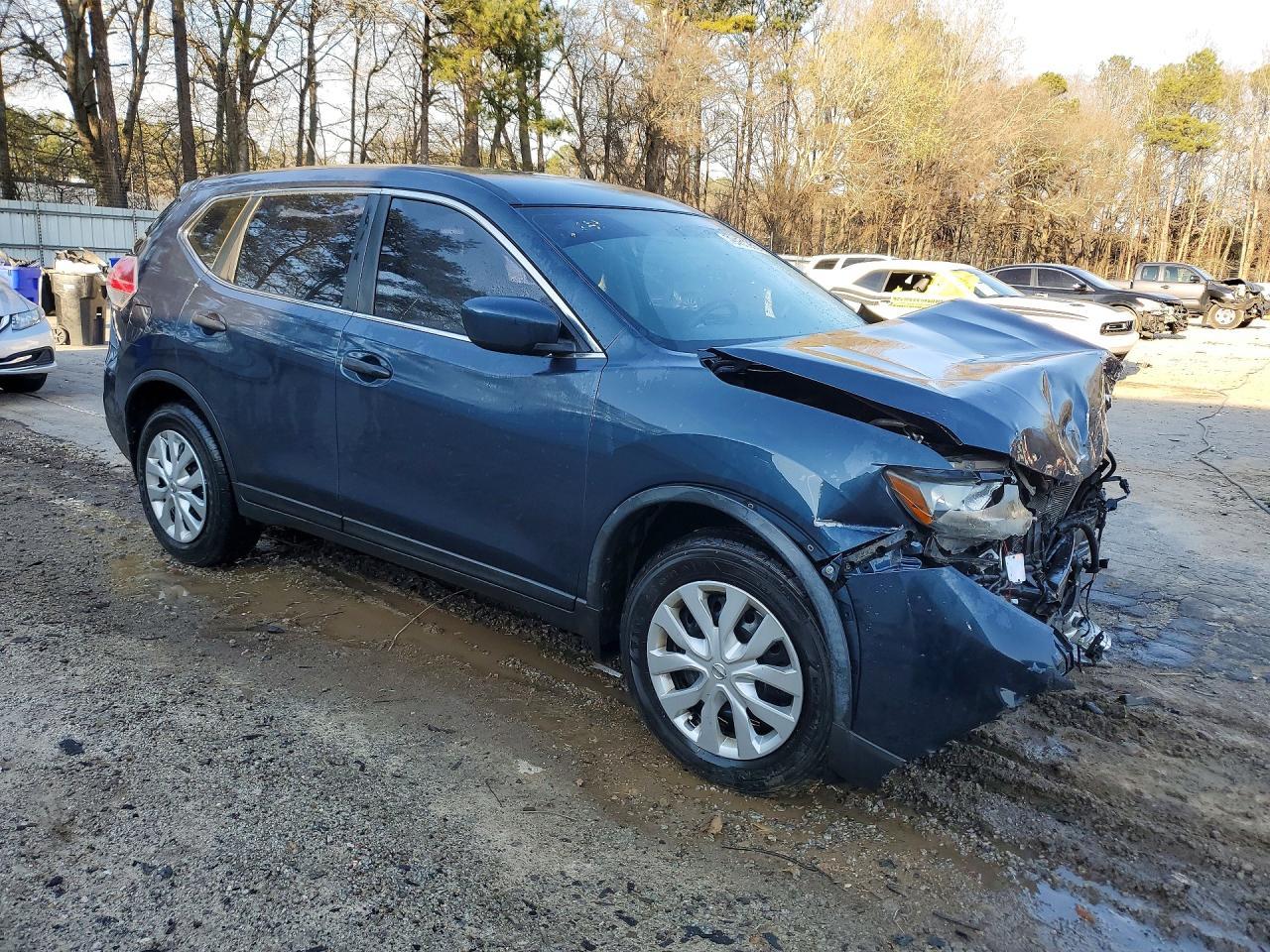 2016 Nissan Rogue S - Фото 4