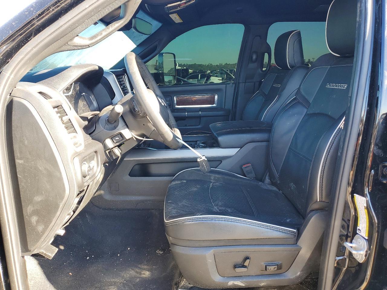 2025 Ram 2500 Laramie - Image 7