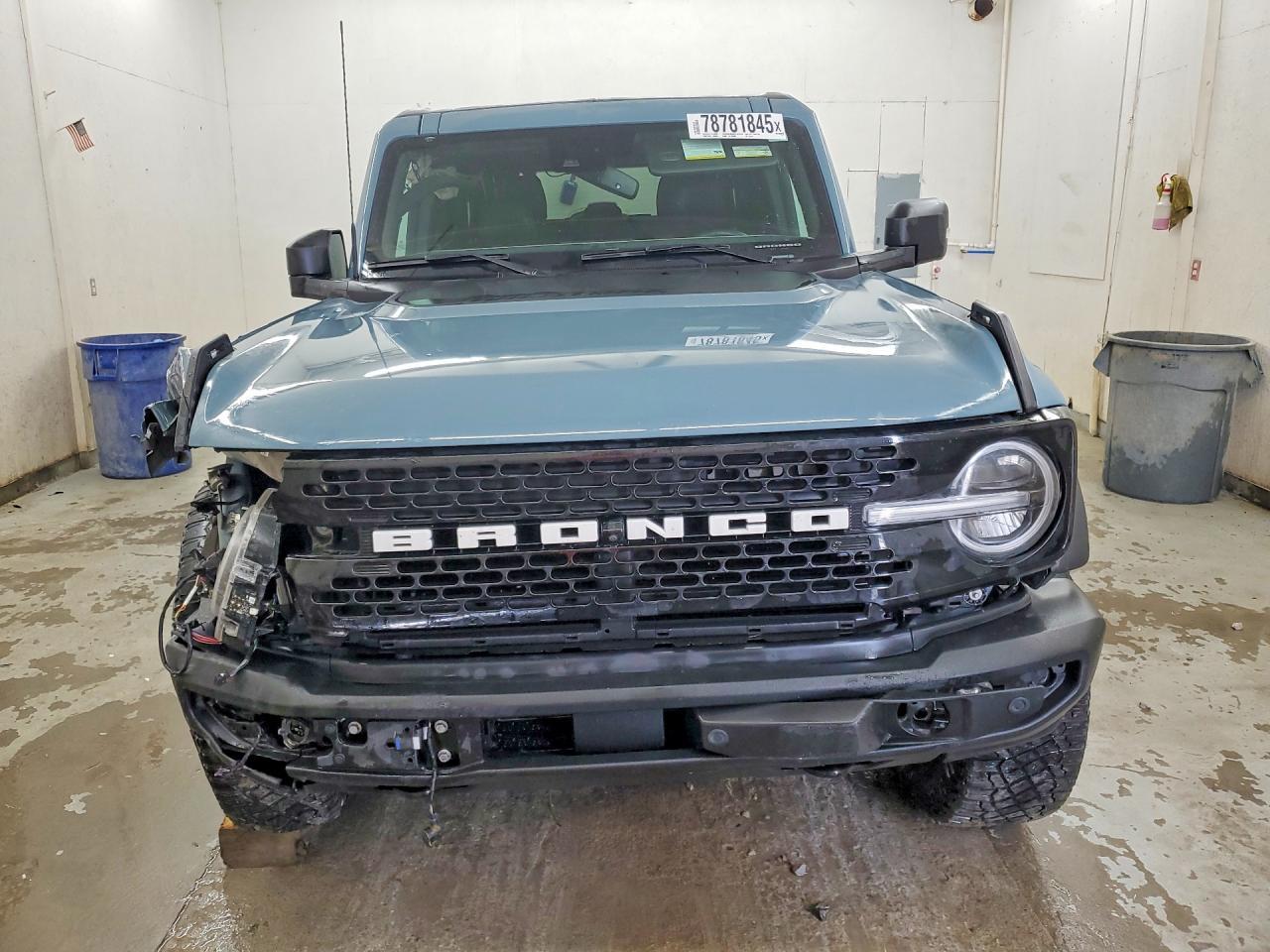 2022 Ford Bronco Base - Фото 5