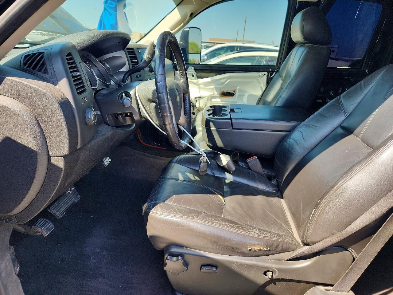 2010 Chevrolet Silverado C1500 Lt - Image 7