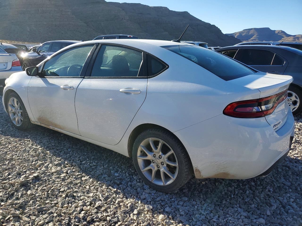 2013 Dodge Dart Sxt - Фото 2