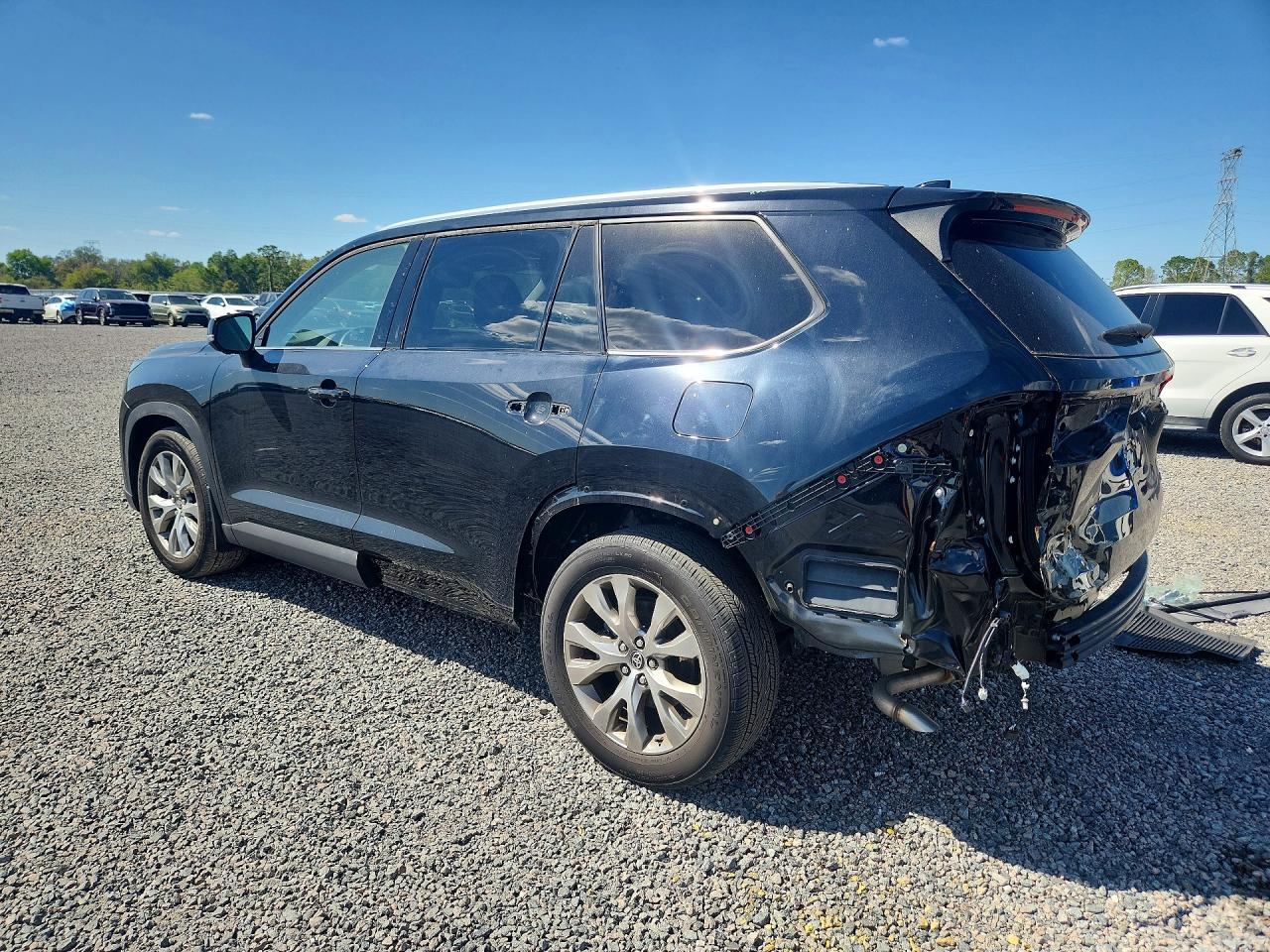 2024 Toyota Grand Highlander Limited - Image 2