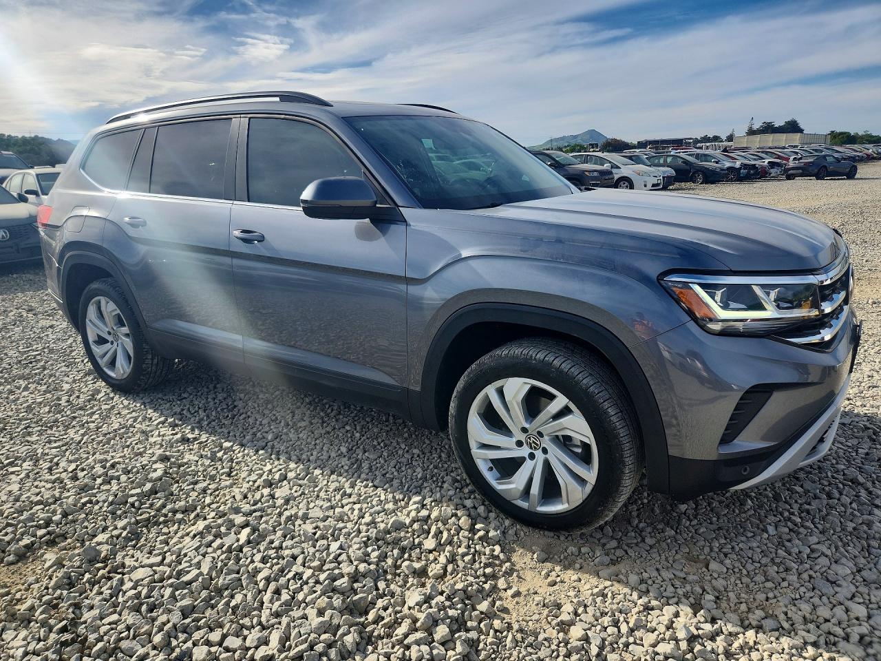 2022 Volkswagen Atlas Se - Фото 4