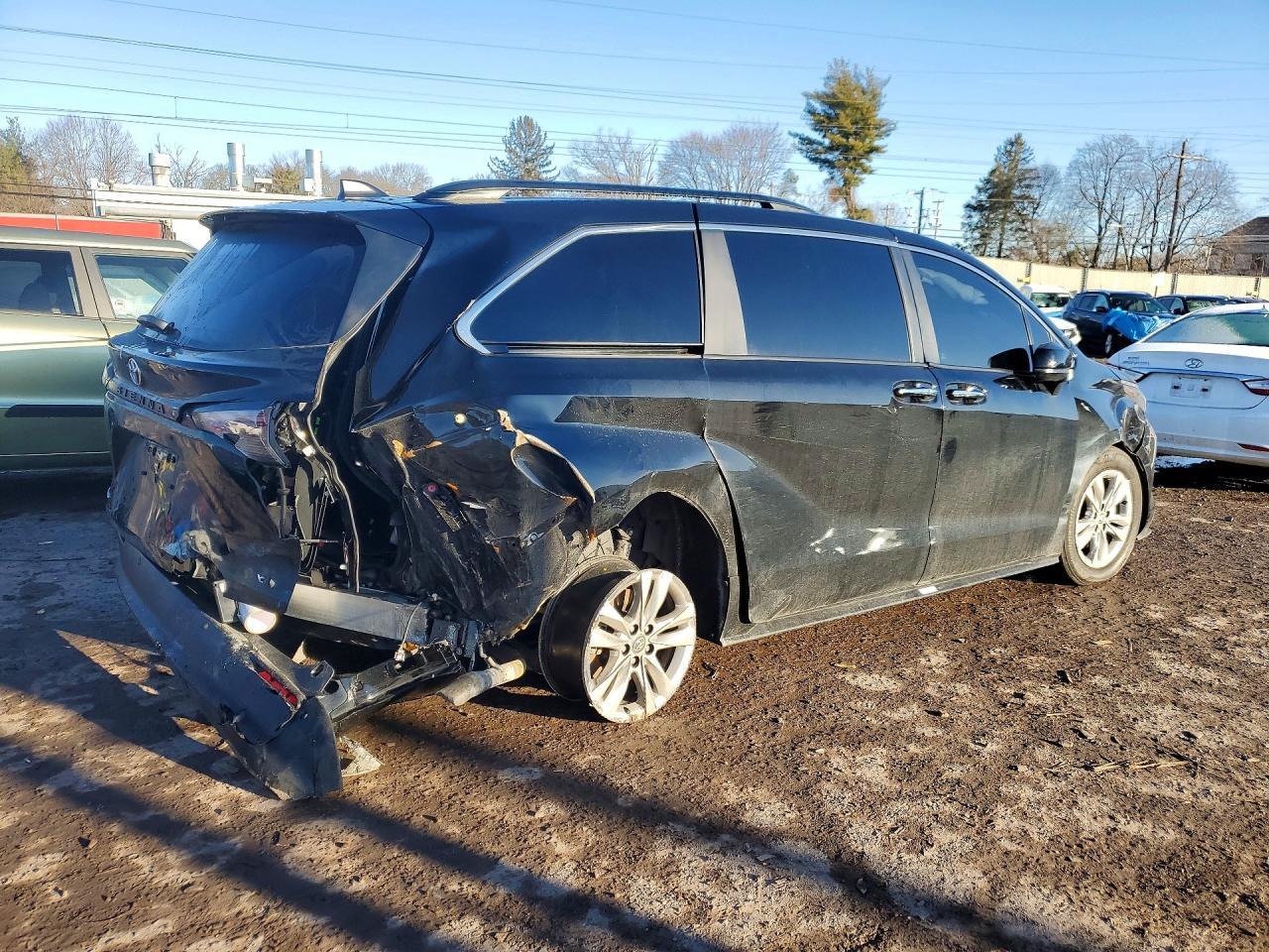 2025 Toyota Sienna Xle 7-Passenger - Фото 3