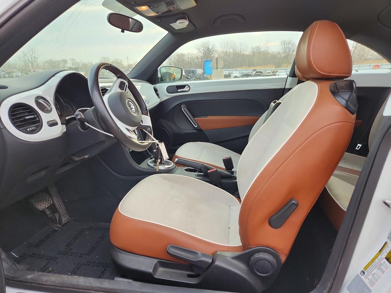 2017 Volkswagen Beetle 1.8T - Image 7