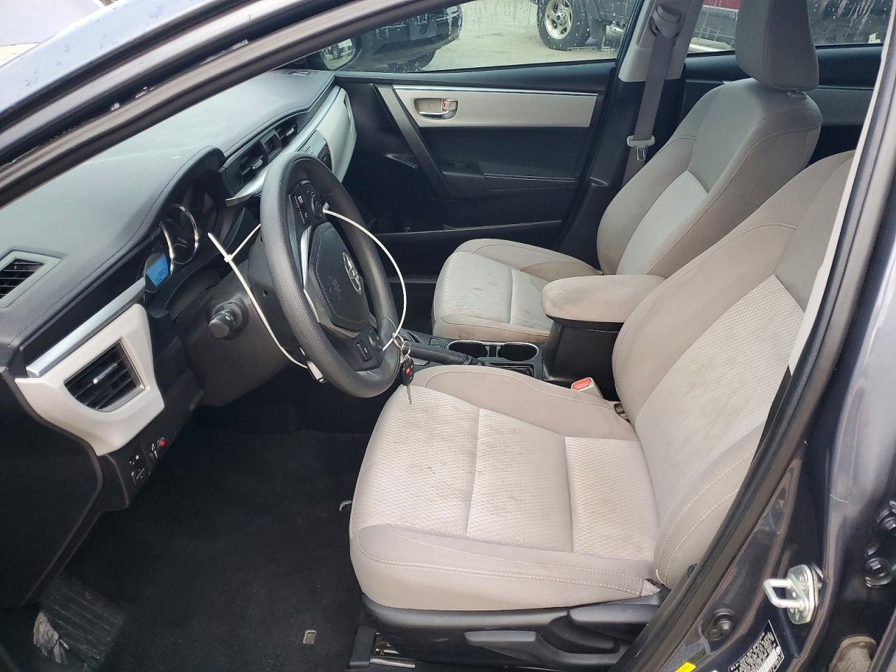 2015 Toyota Corolla Le - Фото 7