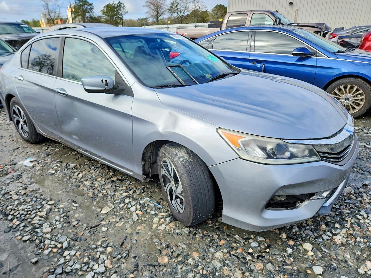 2017 Honda Accord Lx - Image 4