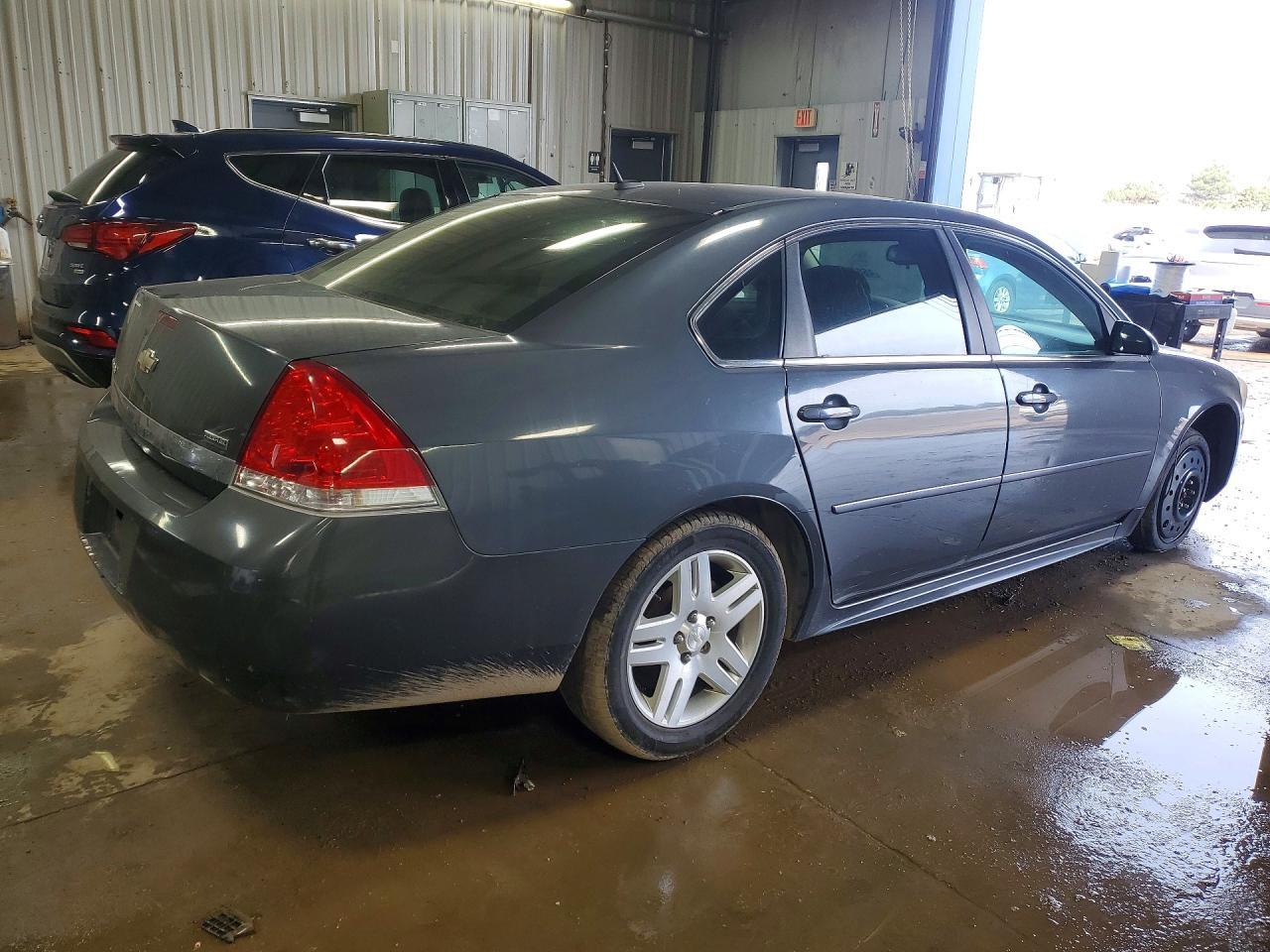 2011 Chevrolet Impala Ls - Фото 3