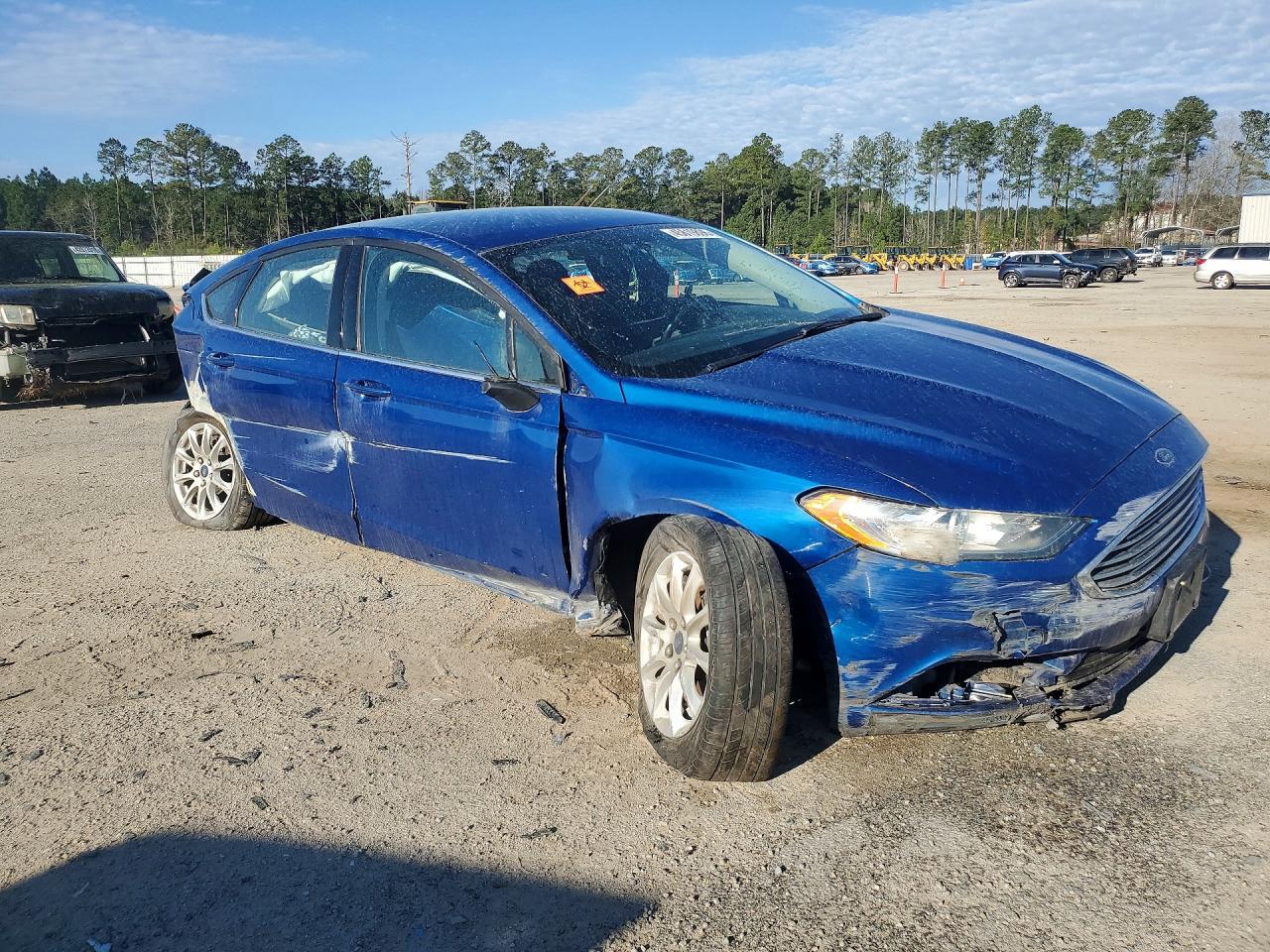 2018 Ford Fusion S - Фото 4
