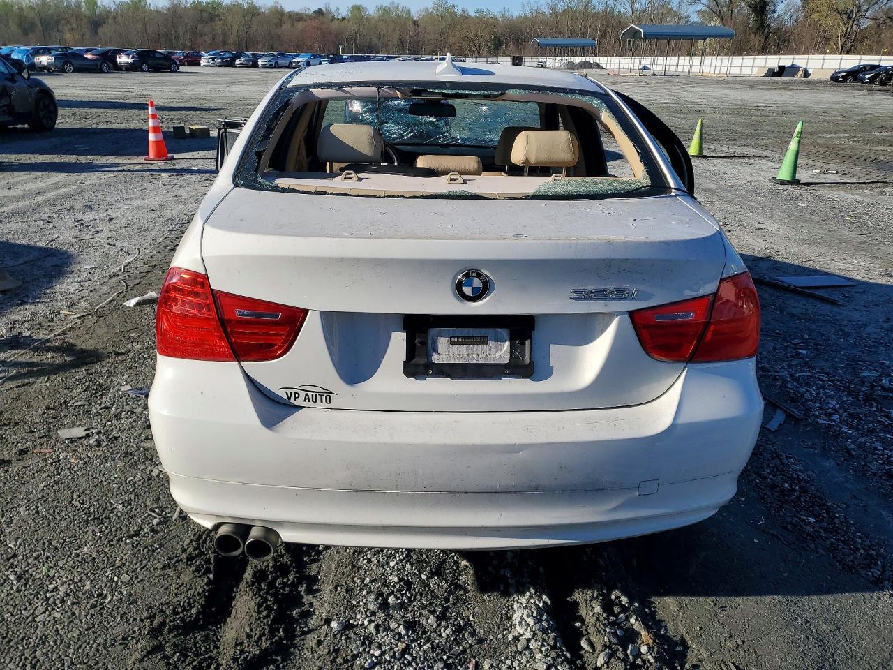 2011 BMW 328 I - Фото 6