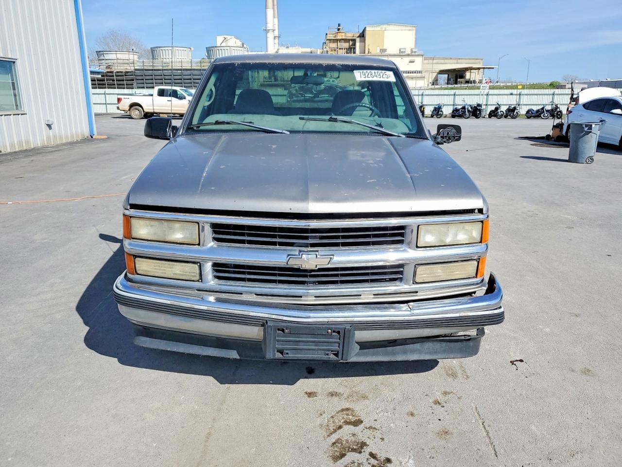 1998 Chevrolet Gmt-400 C1500 - Image 5