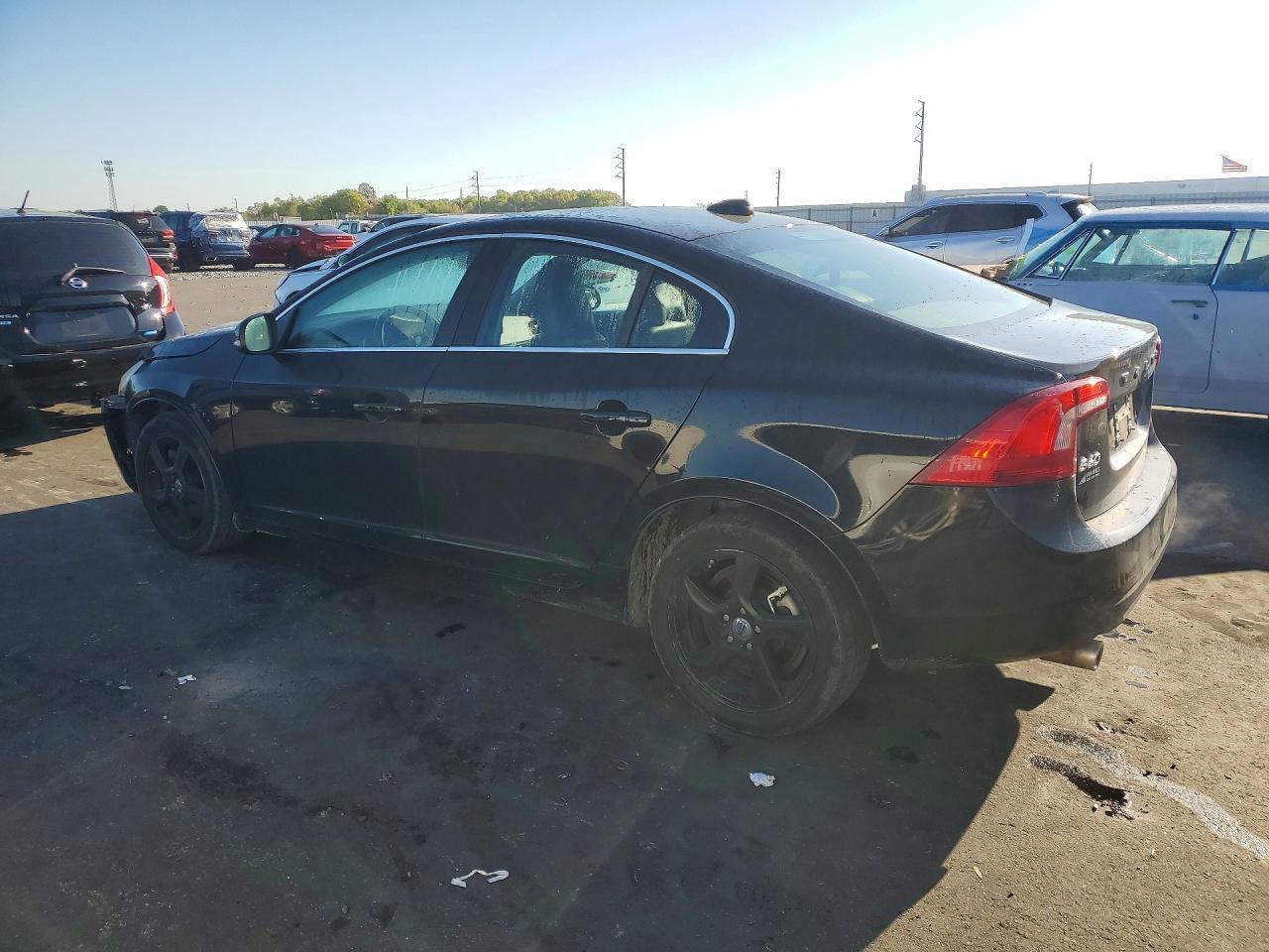 2013 Volvo S60 T5 - Image 2