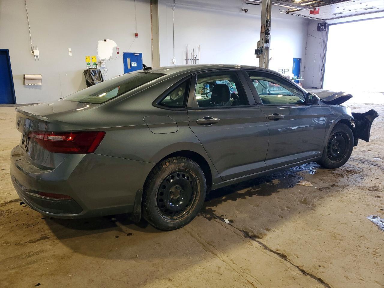2023 Volkswagen Jetta Comfortline 1.5 Tsi 4Dr - Image 3