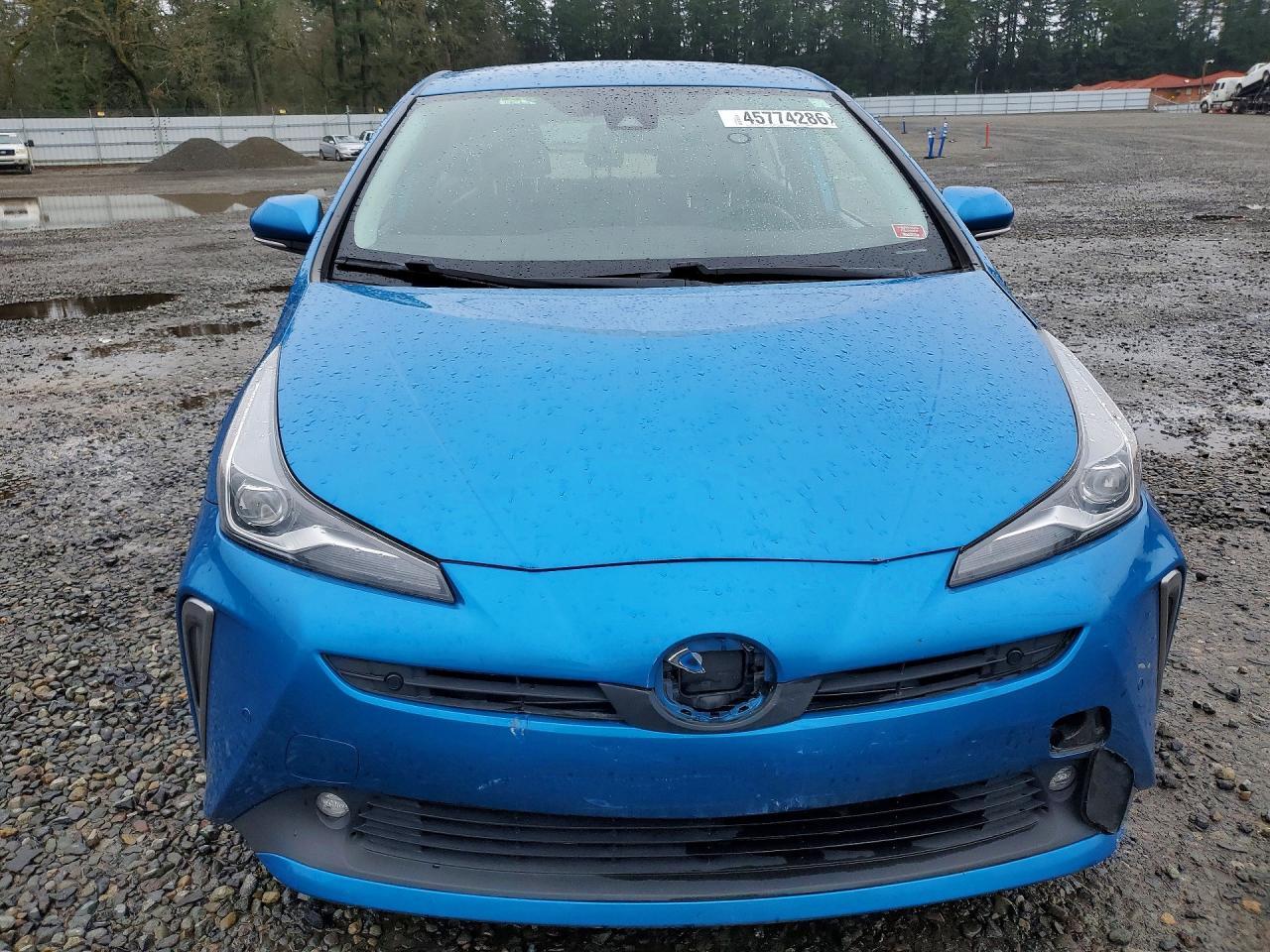 2022 Toyota Prius Xle Awd-E - Image 5