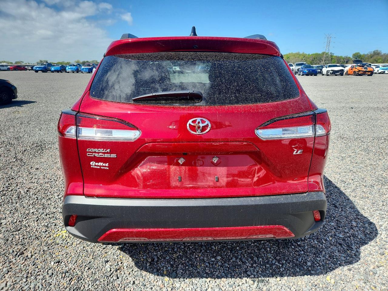 2025 Toyota Corolla Cross Le - Image 6