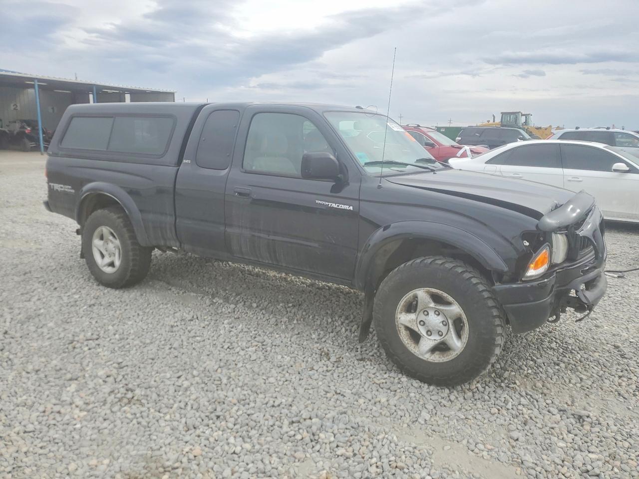 2004 Toyota Tacoma V6 - Image 4
