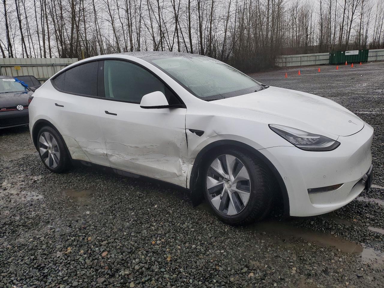 2021 Tesla Model Y - Image 4